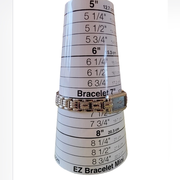 Citizen Eco-Drive Watch Women’s with Mother of Pearl and Swarovski Crystals - Picture 7 of 14